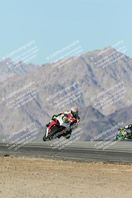 media/Dec-01-2025-Moto Forza (Mon) [[2daa91e15f]]/2-Intermediate Group/Session 4 Turn 9/